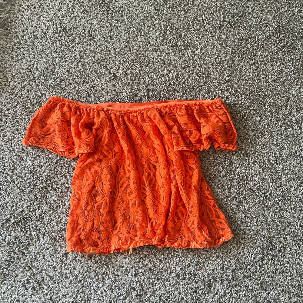 Super cute orange blouse